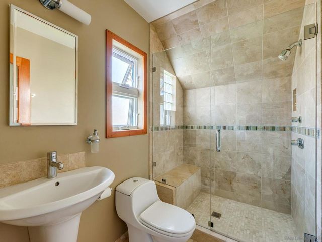 2335 33rd St, San Diego, CA 92104