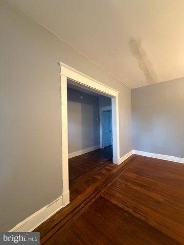 2464 KEYWORTH AVE, Baltimore, MD 21215