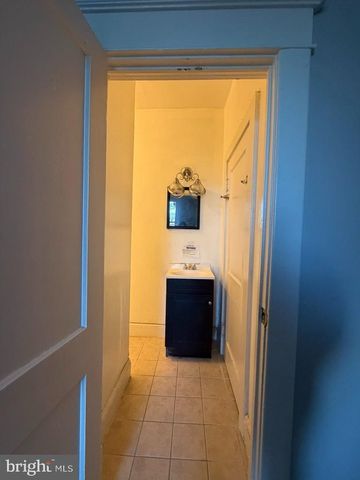 2464 KEYWORTH AVE, Baltimore, MD 21215