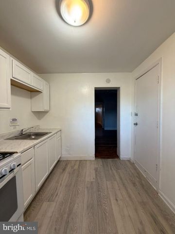 2464 KEYWORTH AVE, Baltimore, MD 21215