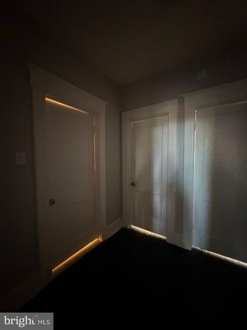 2464 KEYWORTH AVE, Baltimore, MD 21215