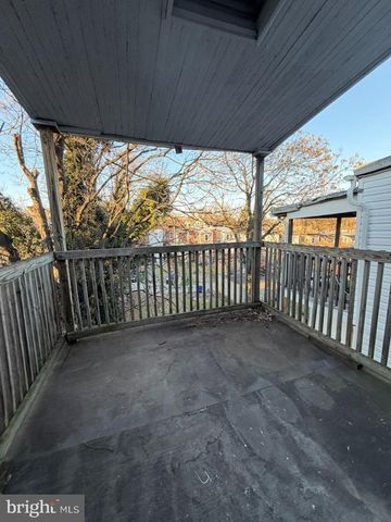 2464 KEYWORTH AVE, Baltimore, MD 21215