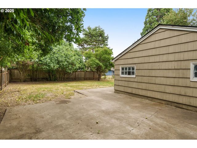 612 Se 11TH Ave, Hillsboro, OR 97123