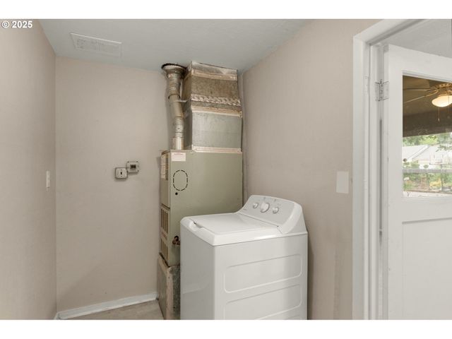612 Se 11TH Ave, Hillsboro, OR 97123