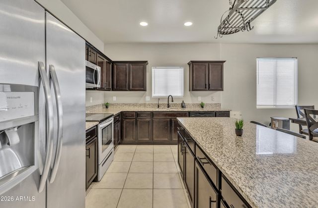 5017 S 237TH Drive, Buckeye, AZ 85326