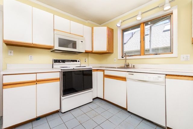 97-99 Cushing Ave, Belmont, MA 02478