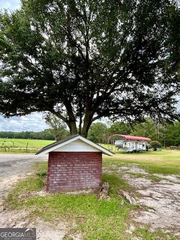 1302 Jim Sapp Road, Claxton, GA 30417