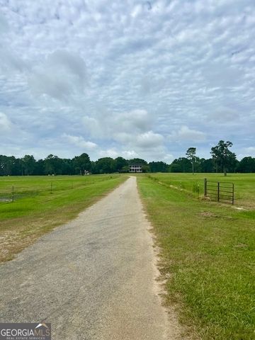 1302 Jim Sapp Road, Claxton, GA 30417