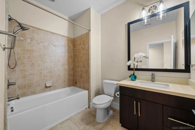 1758 Fairlead Ave, Carlsbad, CA 92011
