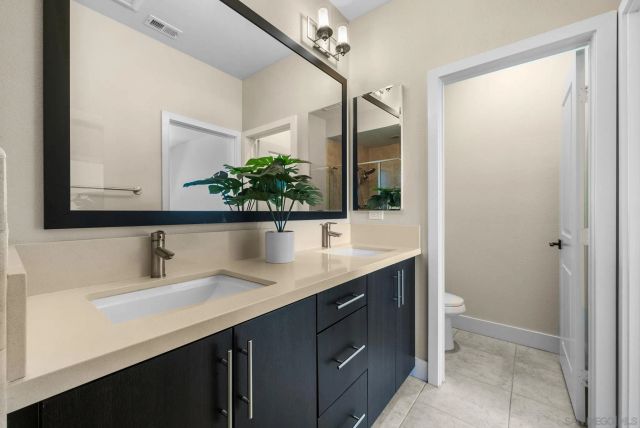 1758 Fairlead Ave, Carlsbad, CA 92011