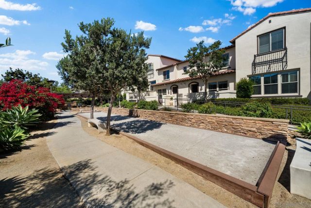 1758 Fairlead Ave, Carlsbad, CA 92011