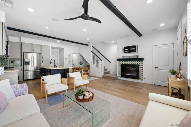 1758 Fairlead Ave, Carlsbad, CA 92011