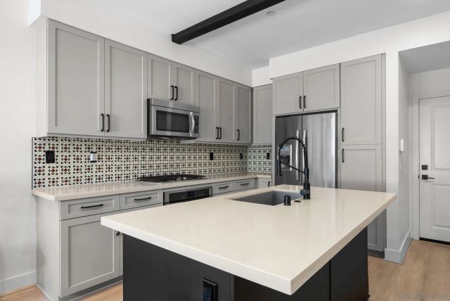 1758 Fairlead Ave, Carlsbad, CA 92011