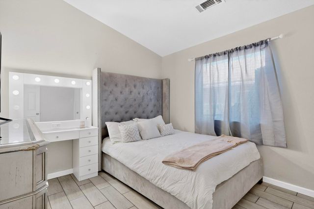 9908 Rawhide Avenue SW, Albuquerque, NM 87121