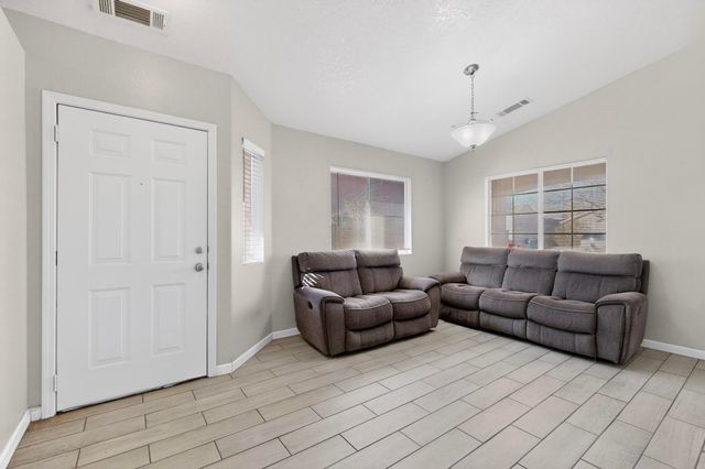 9908 Rawhide Avenue SW, Albuquerque, NM 87121