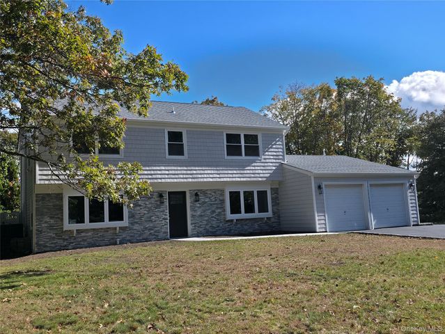 5 Bently Lane, Stony Brook, NY 11790
