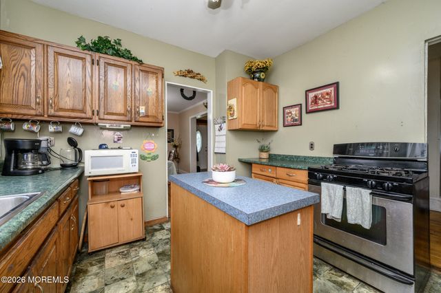 21 Willow Street, Keansburg, NJ 07734