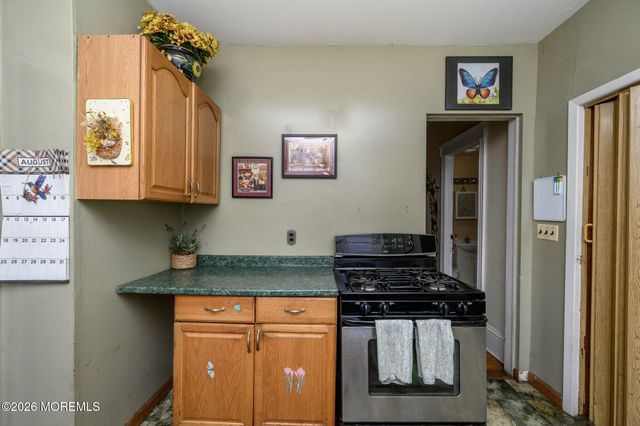 21 Willow Street, Keansburg, NJ 07734