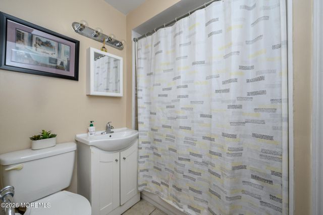 21 Willow Street, Keansburg, NJ 07734