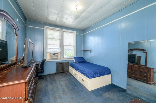 21 Willow Street, Keansburg, NJ 07734