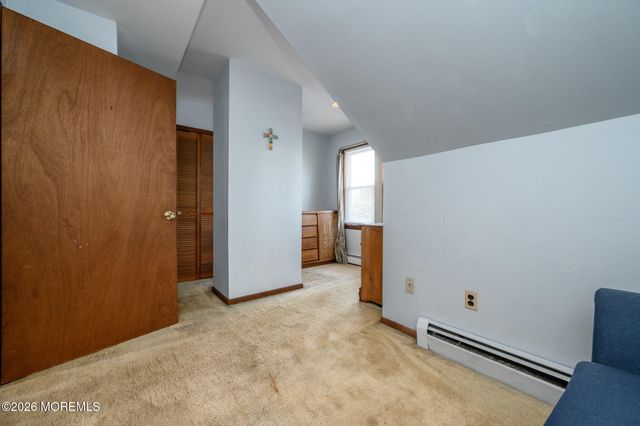 21 Willow Street, Keansburg, NJ 07734