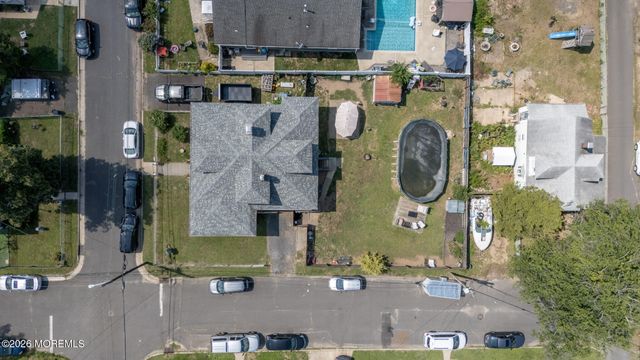 21 Willow Street, Keansburg, NJ 07734