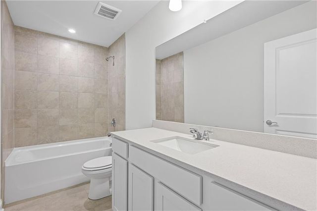 130 Kenney Way, Locust Grove, GA 30248