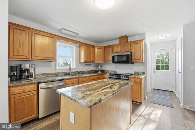 2419 JACKSON DR, Haymarket, VA 20169