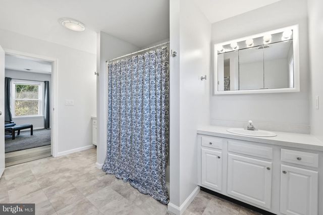 2419 JACKSON DR, Haymarket, VA 20169