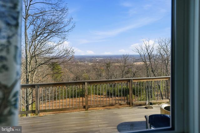 2419 JACKSON DR, Haymarket, VA 20169