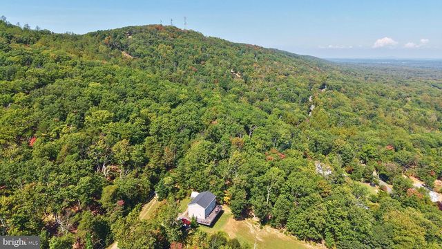 2419 JACKSON DR, Haymarket, VA 20169