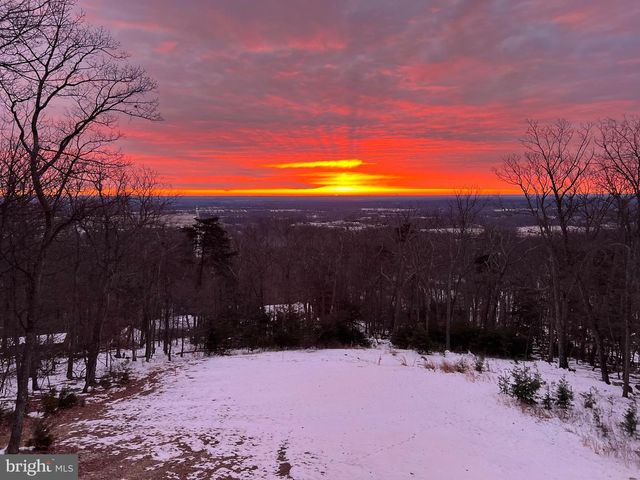 2419 JACKSON DR, Haymarket, VA 20169