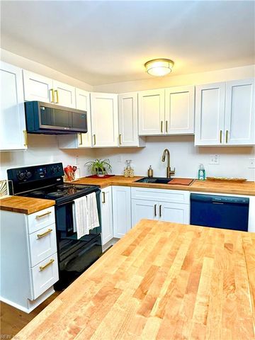 7185 T C Walker RD, Gloucester, VA 23061