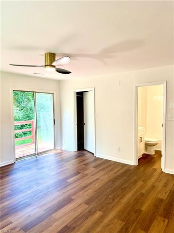 7185 T C Walker RD, Gloucester, VA 23061
