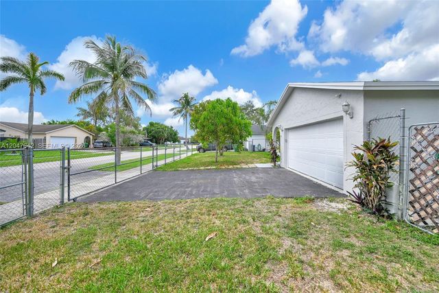 13224 SW 255th Ter, Homestead, FL 33032