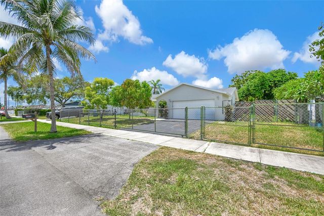 13224 SW 255th Ter, Homestead, FL 33032