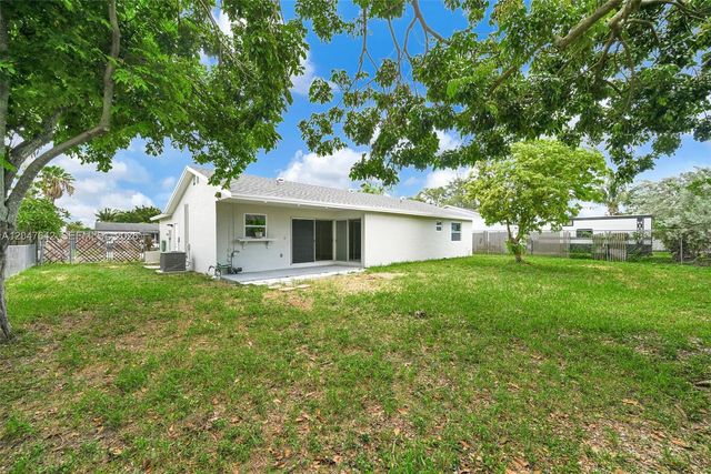 13224 SW 255th Ter, Homestead, FL 33032