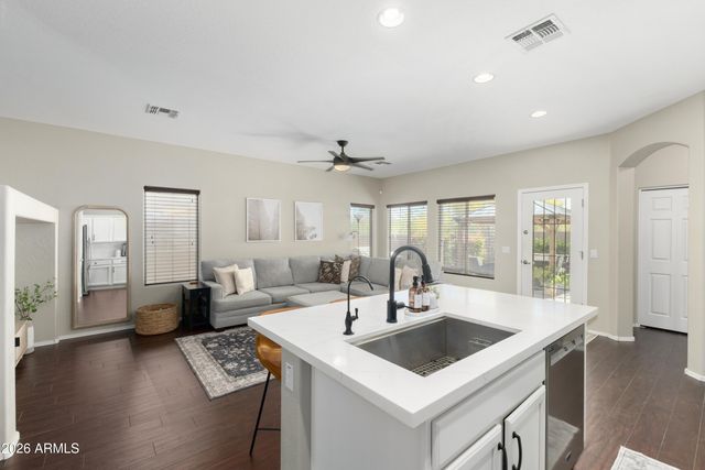 2503 W PRESERVE Way, Phoenix, AZ 85085