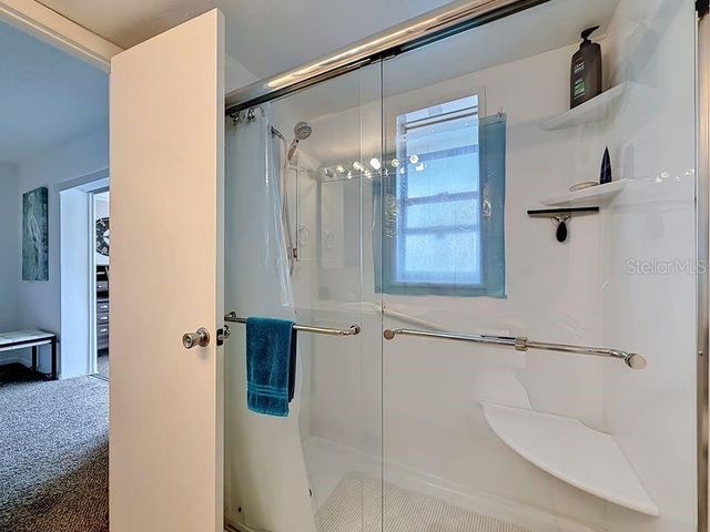 4550 COVE CIRCLE 302, St Petersburg, FL 33708