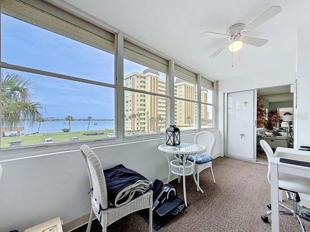4550 COVE CIRCLE 302, St Petersburg, FL 33708