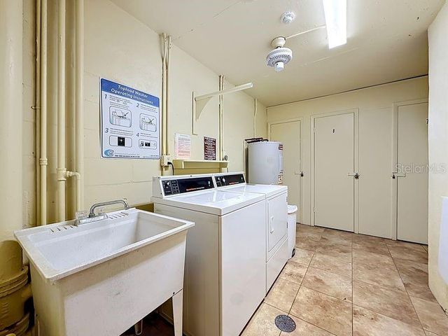 4550 COVE CIRCLE 302, St Petersburg, FL 33708