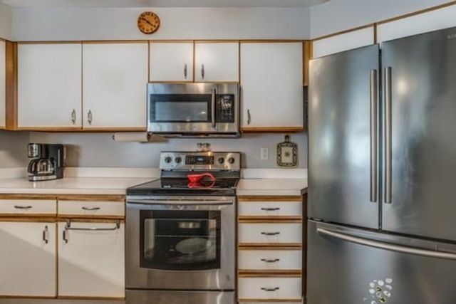 30 Chelsea St 305, Everett, MA 02149