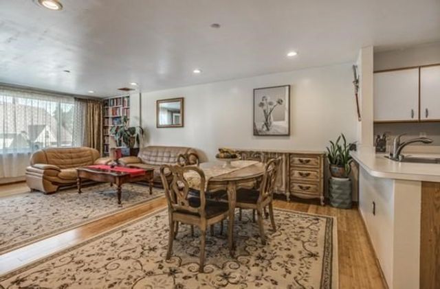 30 Chelsea St 305, Everett, MA 02149