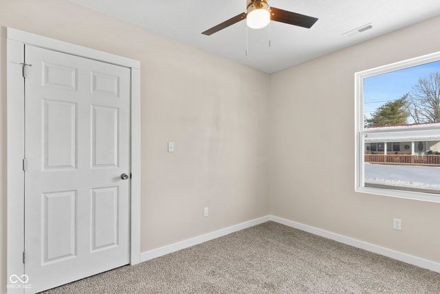 982 N Third Street, Austin, IN 47102