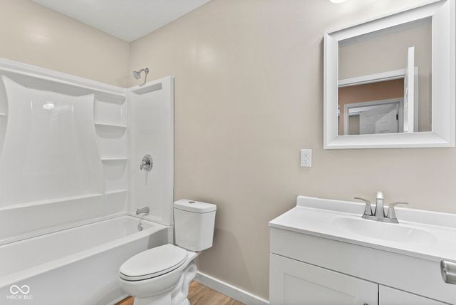 982 N Third Street, Austin, IN 47102