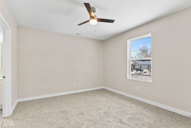 982 N Third Street, Austin, IN 47102