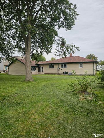25425 Fairgrove Street, Woodhaven, MI 48183