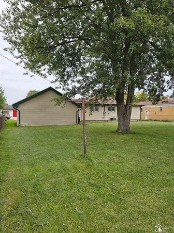 25425 Fairgrove Street, Woodhaven, MI 48183