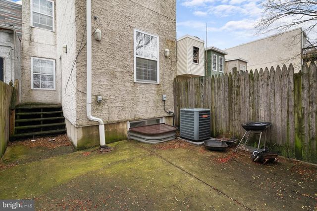 1919 N UBER ST, Philadelphia, PA 19121