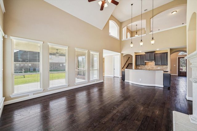 3018 River Bend Drive, Rosenberg, TX 77471